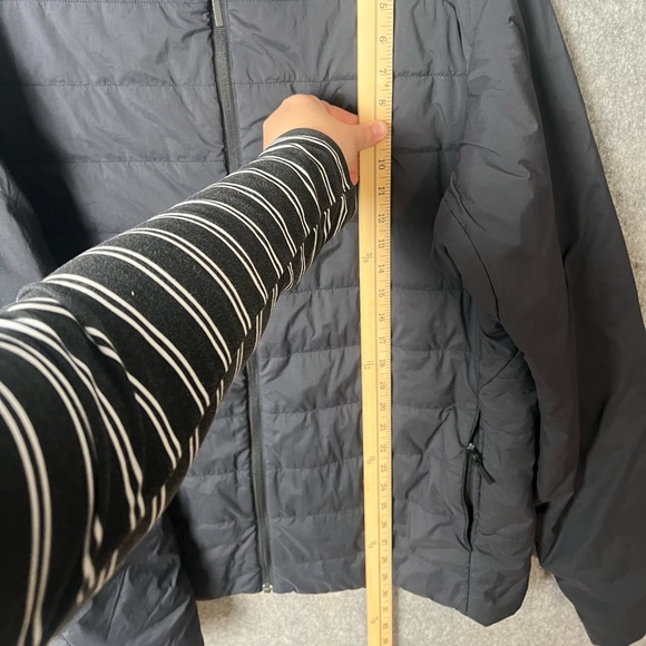 Black Diamond Men's Size XL First Light Insulated Dark Gray Puffer Jacket - Picture 5 of 8